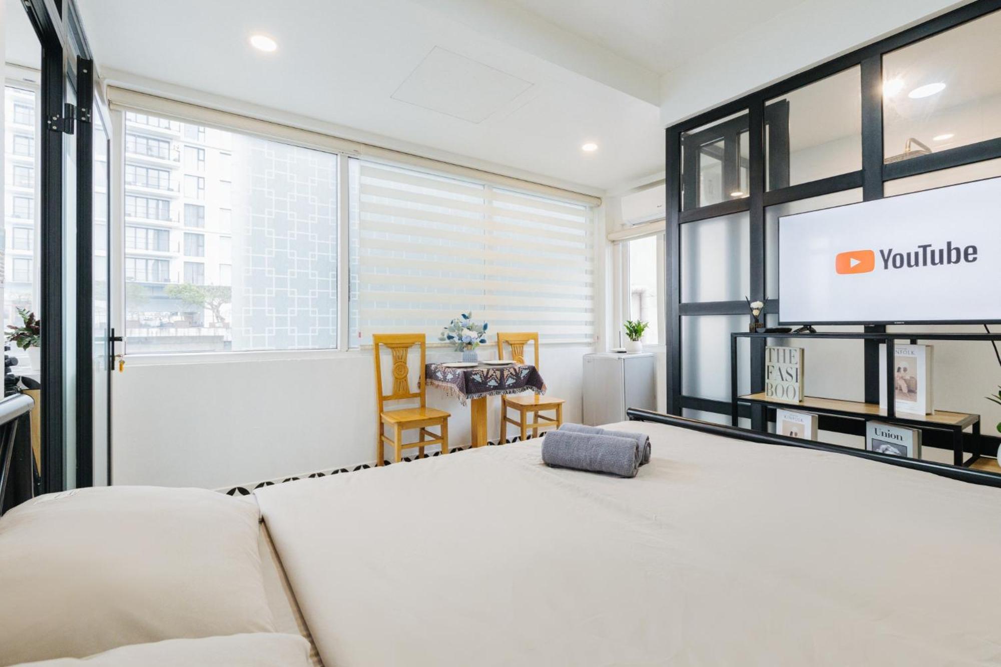 Cosy House - Center'S Tay Ho - Close The Lake Hanoi Exteriör bild