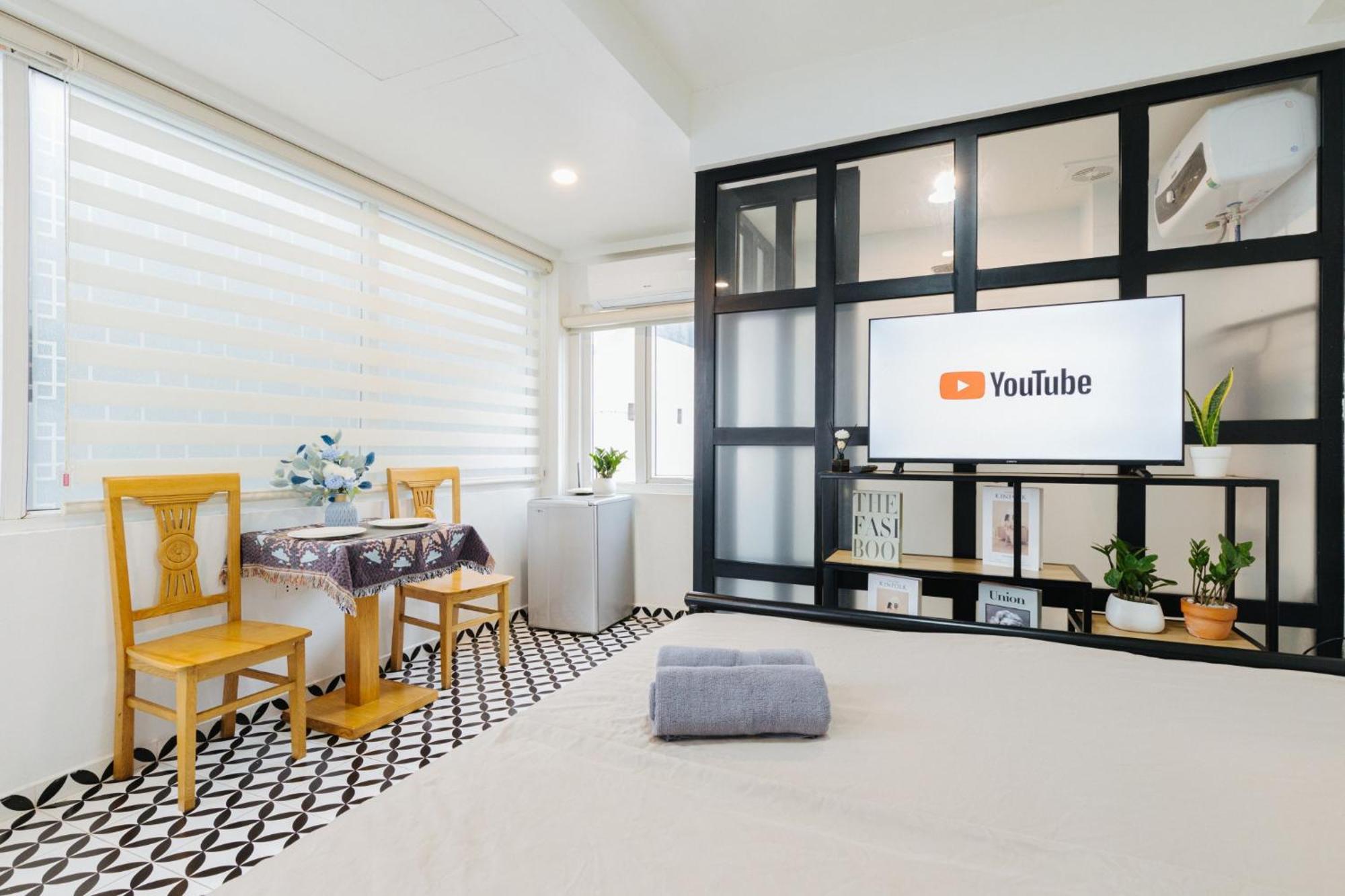 Cosy House - Center'S Tay Ho - Close The Lake Hanoi Exteriör bild