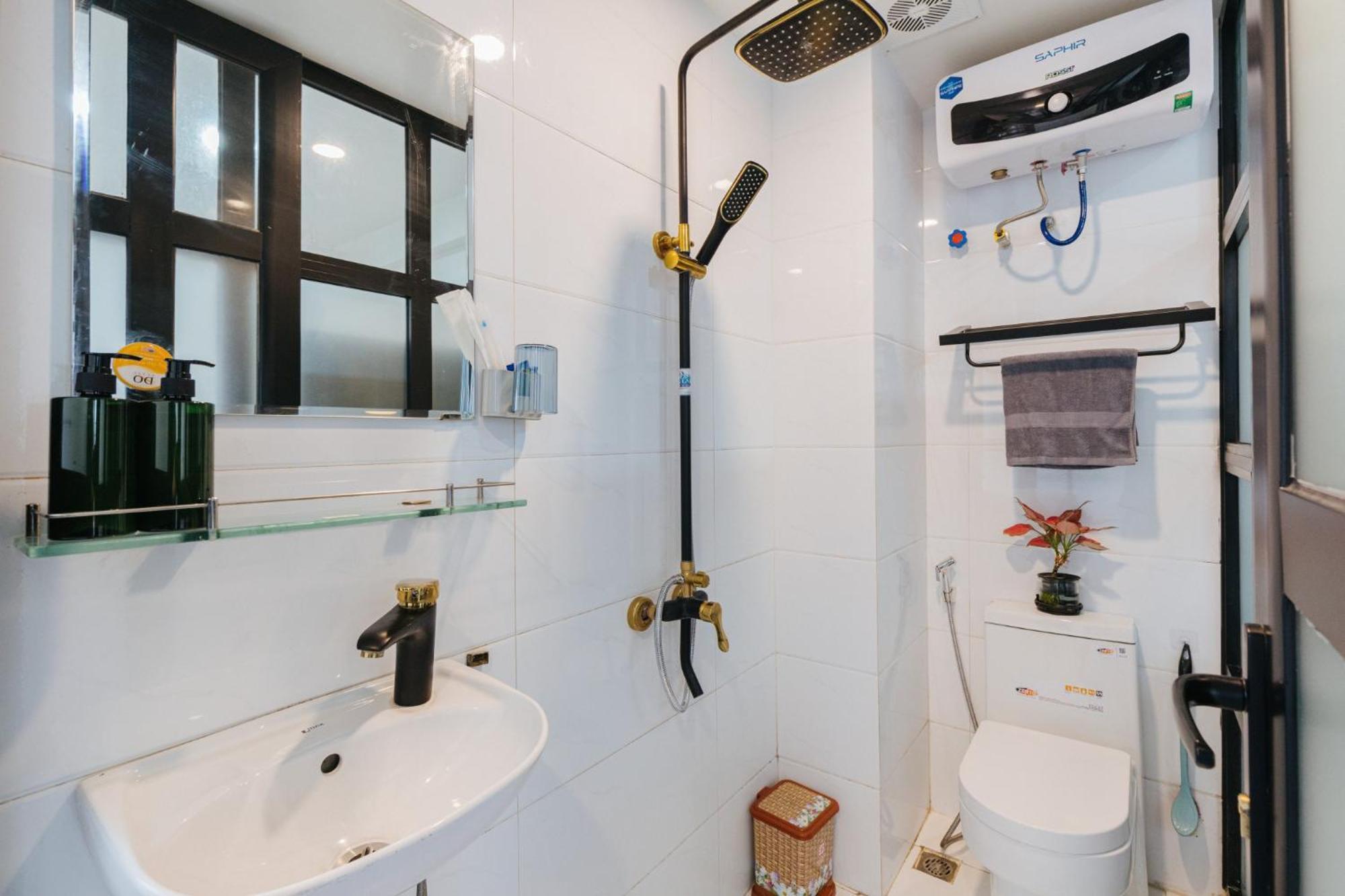 Cosy House - Center'S Tay Ho - Close The Lake Hanoi Exteriör bild